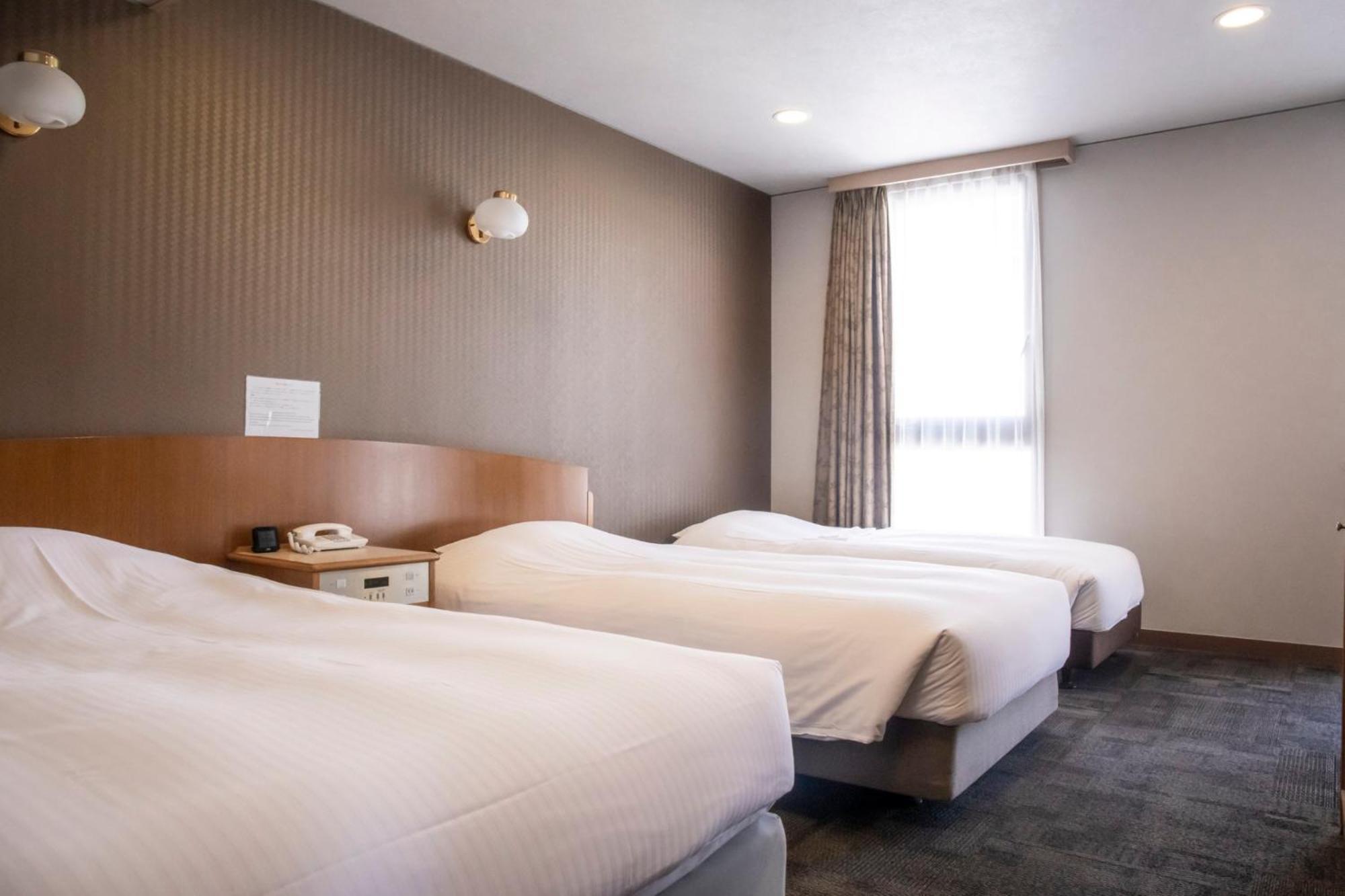 Hotel Kajiwara Мацуяма Экстерьер фото